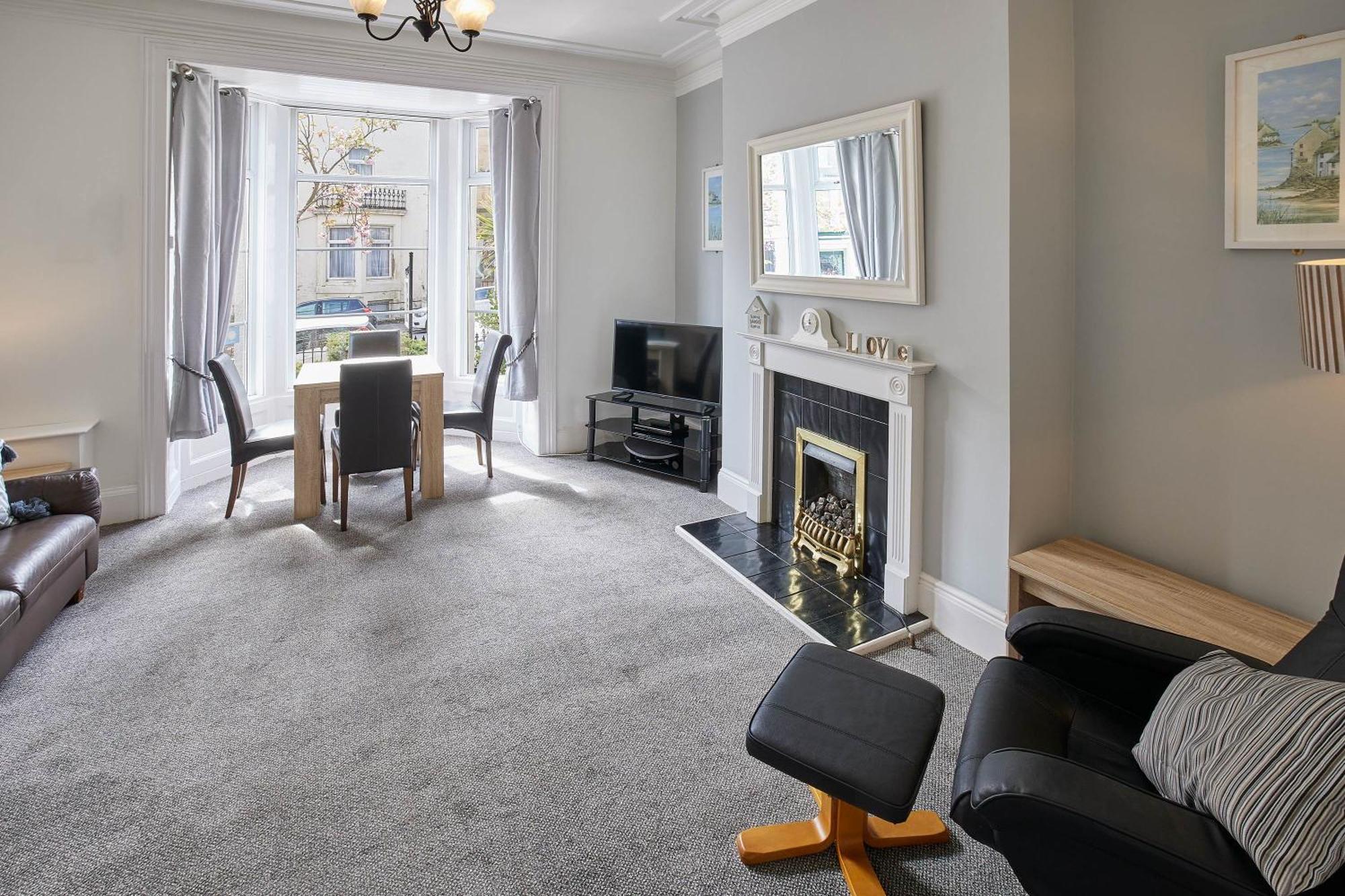 Glencoe Holiday Apartments ويتبي الغرفة الصورة